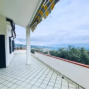 Appartement Bbq House, San Remo